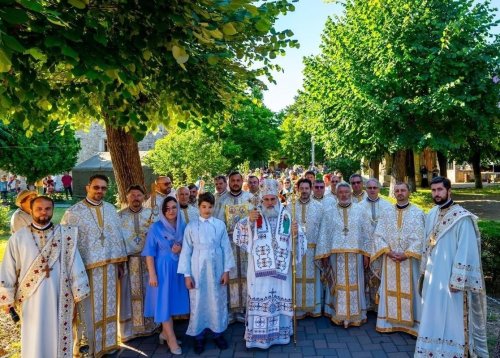 Binecuvântare nemţeană la o parohie din Bacău