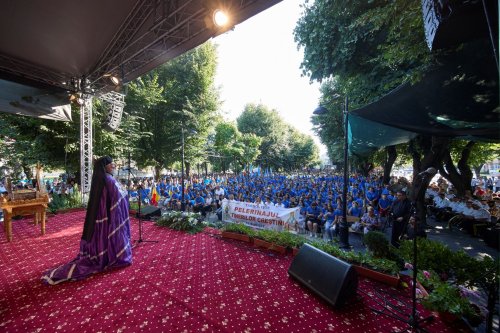 Pelerinajul tinerilor din Arhiepiscopia Târgoviștei