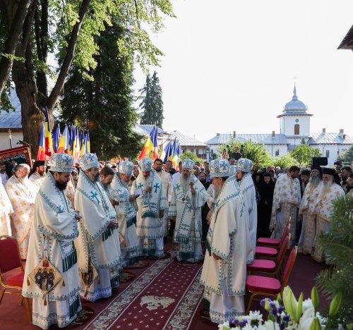 Completarea sinaxarului de la Văratec cu noi sfinte cuvioase