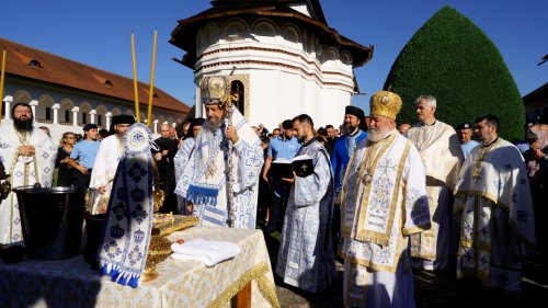 Sărbătoarea hramului la Mănăstirea Brâncoveanu de la Sâmbăta de Sus