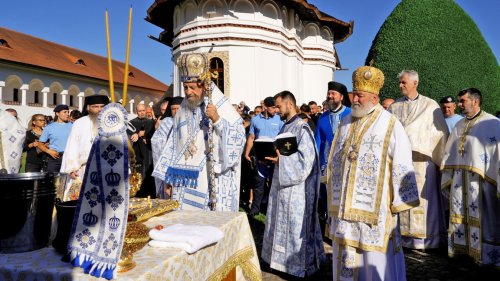 Sărbătoarea hramului la Mănăstirea Brâncoveanu de la Sâmbăta de Sus