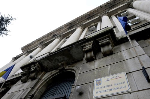 Raport critic la adresa programelor pentru șomeri