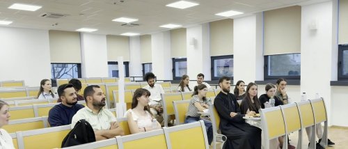 Voluntarii ITO 2026, în pregătire pentru întâlnirea de la București