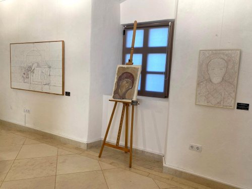 Întâlnire între două universuri plastice diferite