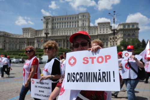 Negocieri dificile pe marginea Legii salarizării