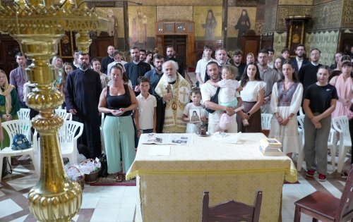Tinerii din Arhiepiscopia Dunării de Jos, pregătiți pentru întâlnirea din Capitală