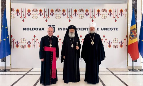 Mitropolitul Antonie, prezent la ședința solemnă dedicată independenței Republicii Moldova