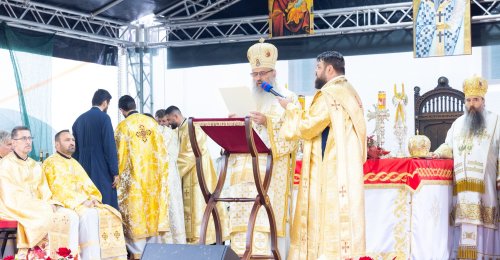 Binecuvântări şi felicitări la o mare sărbătoare