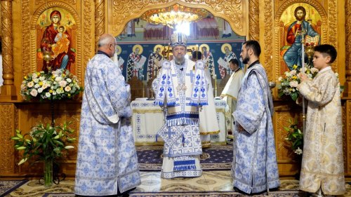 Liturghie arhierească în Biserica „Sfântul Mucenic Pantelimon” din Sibiu
