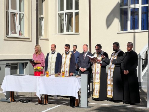 Proiect social‑filantropic destinat elevilor defavorizați din sectorul 2