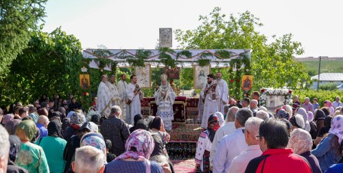 Hramul Mănăstirii „Naşterea Maicii Domnului”-Cudalbi