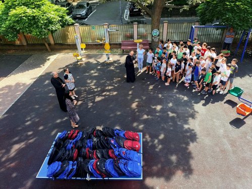 „Primii pași împreună”, un început rodnic de an școlar pentru 70 de copii