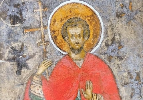 Înainte-prăznuirea Înălţării Sfintei Cruci; Sf. Cuv. Ioan de la Prislop; Sf. Mc. din Dobrogea: Macrobie, Gordian, Ilie, Zotic, Lucian şi Valerian; Sf. Mc. Corneliu Sutaşul; Sf. Sfinţit Mc. Ciprian, Episcopul Cartaginei