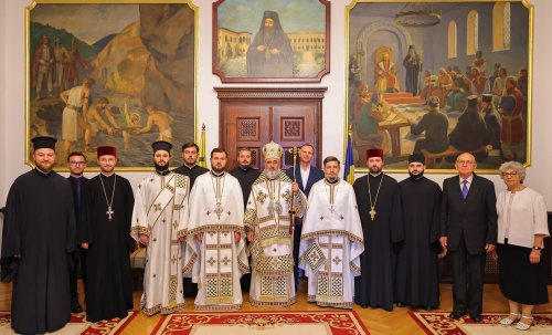 Înaltpreasfințitul Părinte Arhiepiscop Ciprian și‑a cinstit sfântul ocrotitor