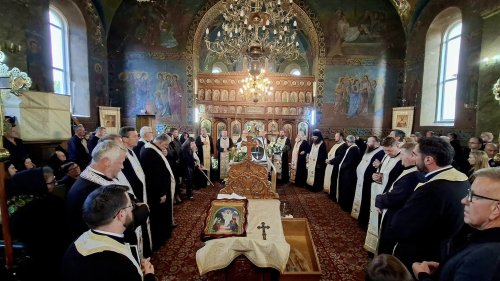 Părintele Ioan Pițura a fost înmormântat
