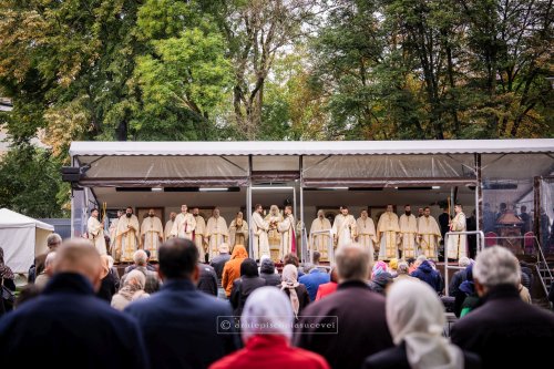Slujire arhierească la Catedrala din Suceava