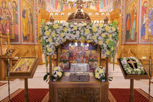 Praznicul Înălțării Sfintei Cruci în parohii din Buzău și Vrancea