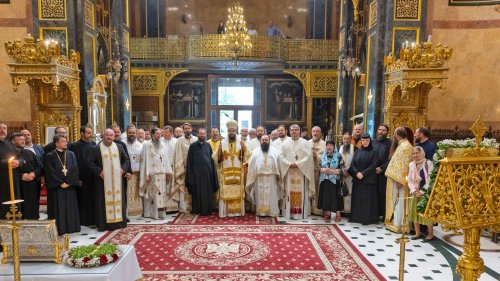 Revedere după 25 de ani a absolvenților teologi bucureșteni