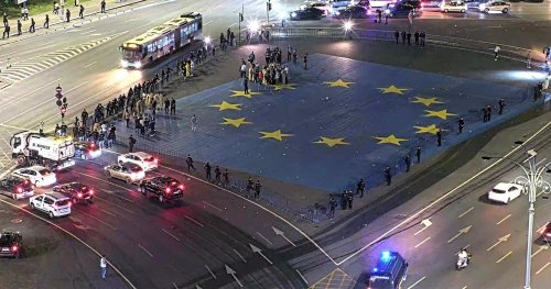 Violențe în Piața Victoriei