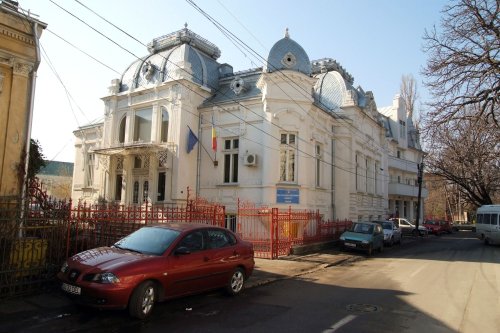 Picturi murale centenare descoperite la Craiova