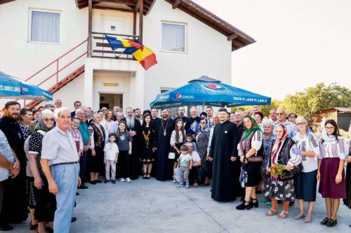 Casa parohială din Chintinici, sfințită de Mitropolitul Moldovei și Bucovinei
