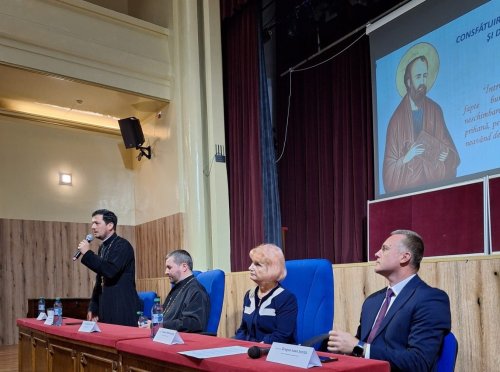 Consfătuirea profesorilor de religie din București la începutul anului școlar