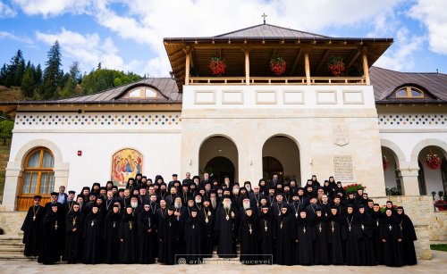 Sinaxă monahală la Mănăstirea Putna
