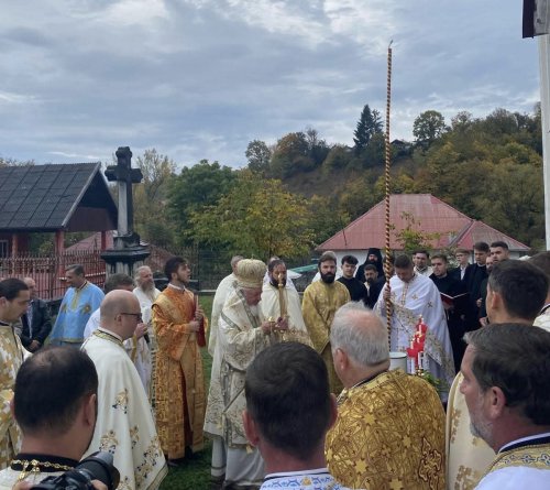 Înnoire la două biserici ucrainene din Maramureş