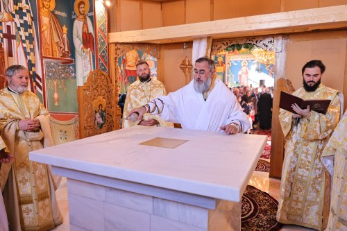 Slujiri arhierești în parohii din Vrancea și Buzău