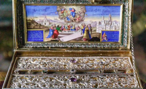 Istoria cinstitului brâu al Maicii Domnului
