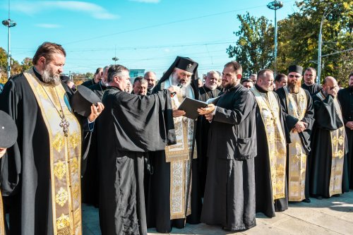 Peste 1.000 de participanti la Marșul Familiei „Înrădăcinați în tradiție” la Chișinău