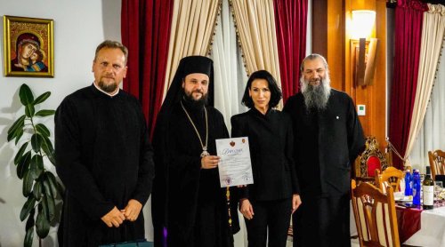 Întâlnire dedicată prevenirii violenței școlare, la Centrul eparhial din Roman