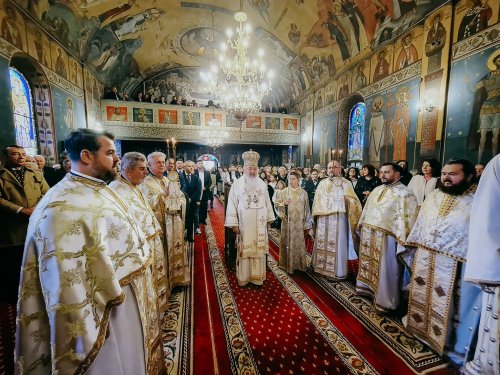 Sărbătoare la Biserica „Sfânta Treime” din Baciu, judeţul Cluj