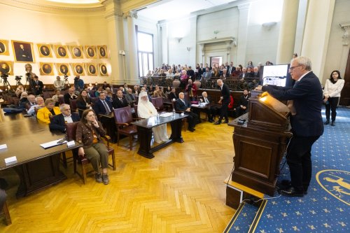 Lansare de volum monografic la Academia Română