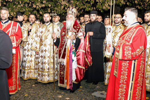 Procesiune la ceas de seară în Craiova
