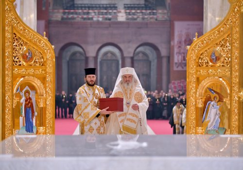 O catedrală monumentală a neamului românesc O catedrală monumentală a neamului românesc