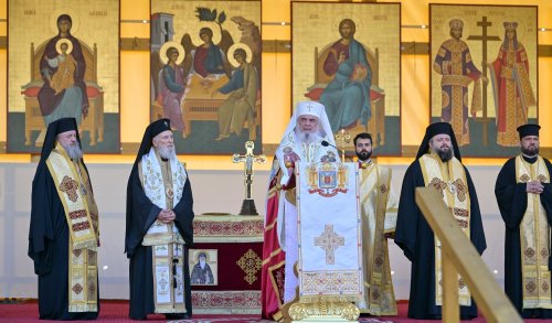 Sfântul Cuvios Dimitrie cel Nou, Ocrotitorul Bucureștilor, și Sfântul Cuvios Ioan Iacob de la Neamț - mărturisitori ai credinței ortodoxe și rugători isihaști Sfântul Cuvios Dimitrie cel Nou, Ocrotitorul Bucureștilor, și Sfântul Cuvios Ioan Iacob de la Neamț - mărturisitori ai credinței ortodoxe și rugători isihaști