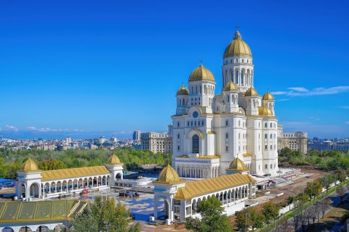 Catedrala Națională din București - un ideal împlinit la Centenarul  Patriarhiei Române Catedrala Națională din București - un ideal împlinit la Centenarul  Patriarhiei Române