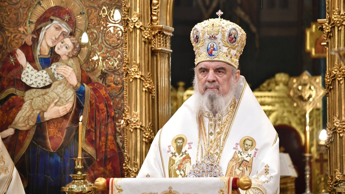 Patriarhia Română - 100 de ani de slujire a vieții Bisericii și a unității poporului român