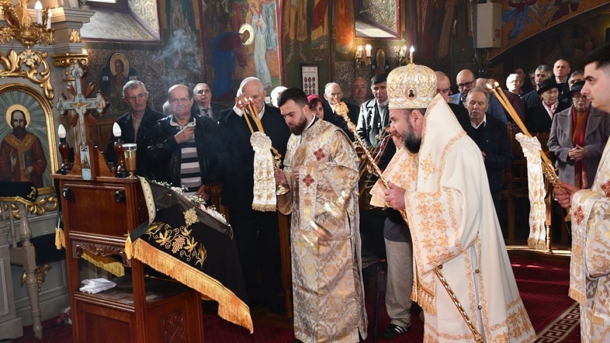 Binecuvântare arhierească în Parohia Glimboca