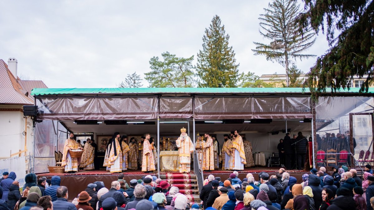 Duminica a 3-a din post la Catedrala Arhiepiscopală din Suceava