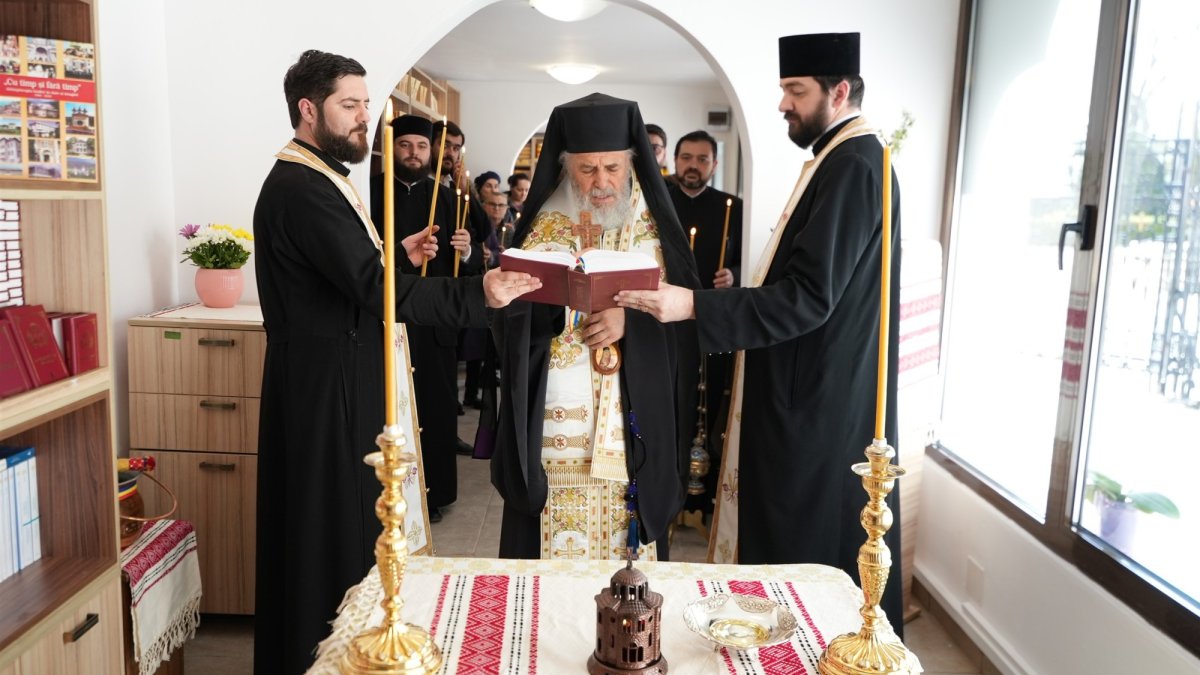 Înnoirea pangarului Catedralei Arhiepiscopale din Galați