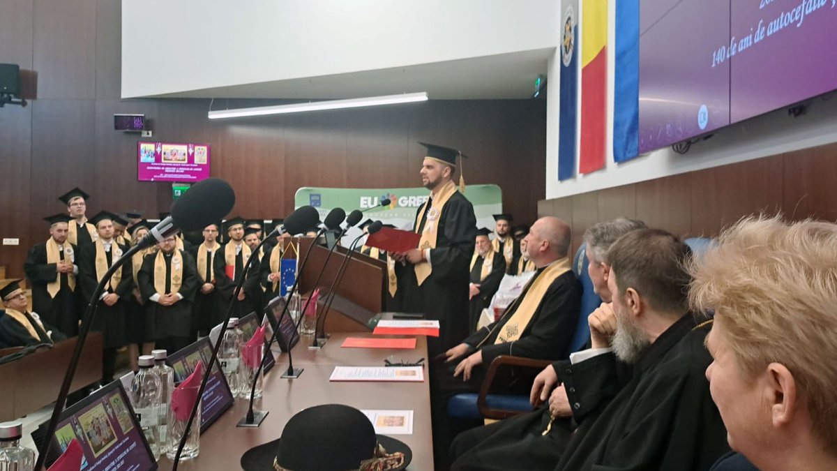 Festivitatea de absolvire la Facultatea de Teologie Ortodoxă din Oradea