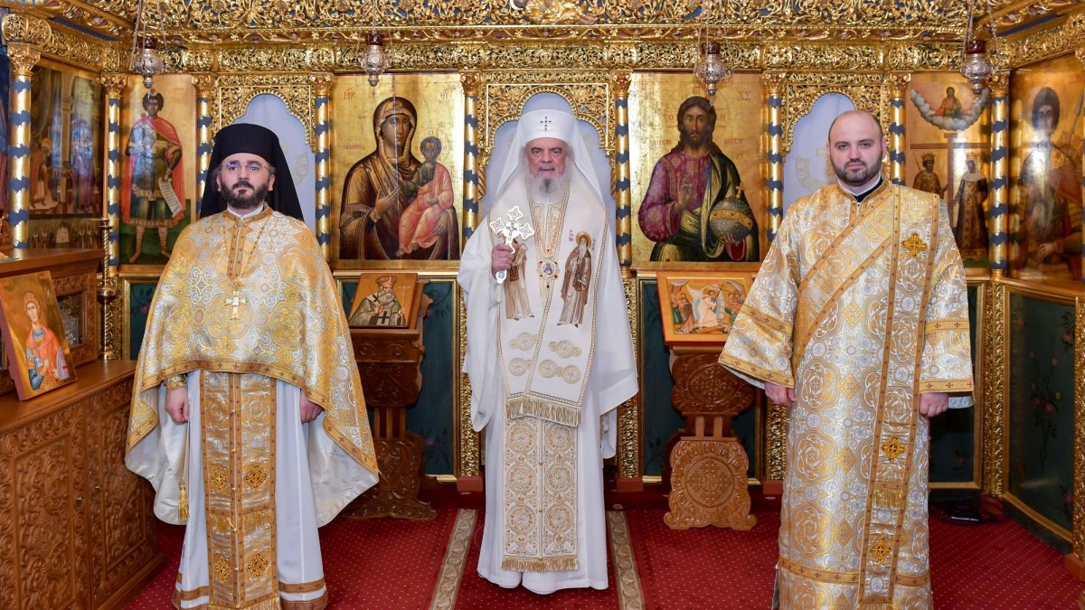 „Prin sfinții români, poporul nostru are în cer mai mulți mijlocitori”