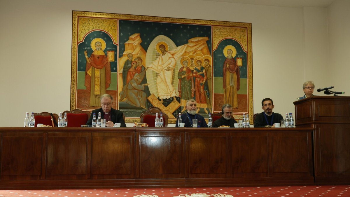 Lucrările simpozionului internațional de teologie din Craiova continuă