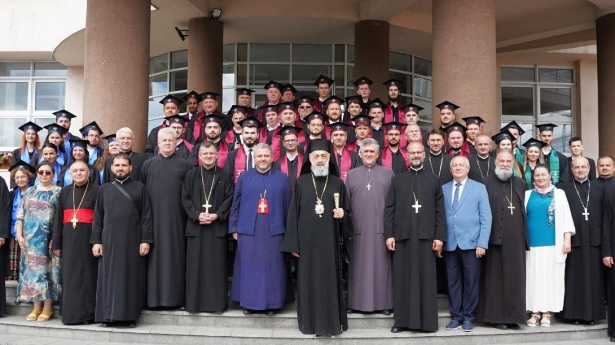 Festivitatea de absolvire la Facultatea de Teologie Ortodoxă din Alba Iulia