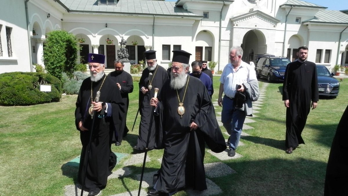 Ierarhi din Grecia la vetre de spiritualitate românească