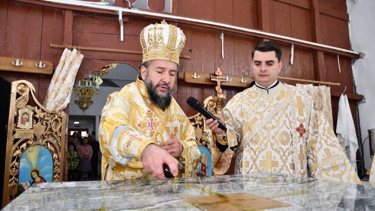 Târnosirea bisericii din Rusova Nouă