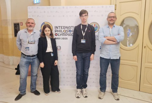 Menţiune la Olimpiada de filosofie