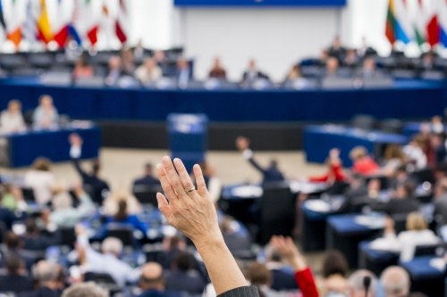 Parlamentul European propune încă 18 luni pentru PNRR